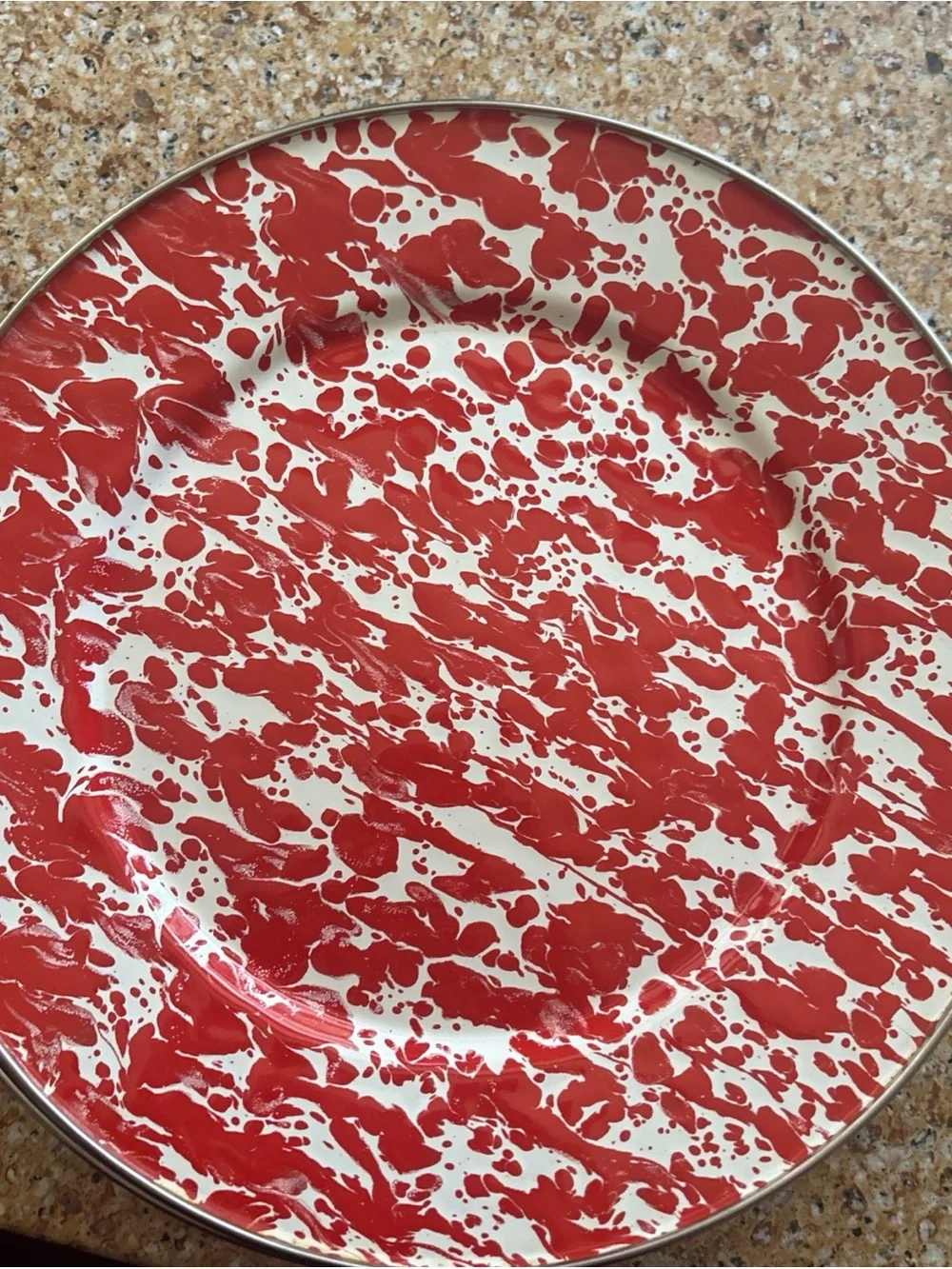 4x Golden Rabbit Red And White Enamelware Dinner Plates 10 1/2” In Dia. New